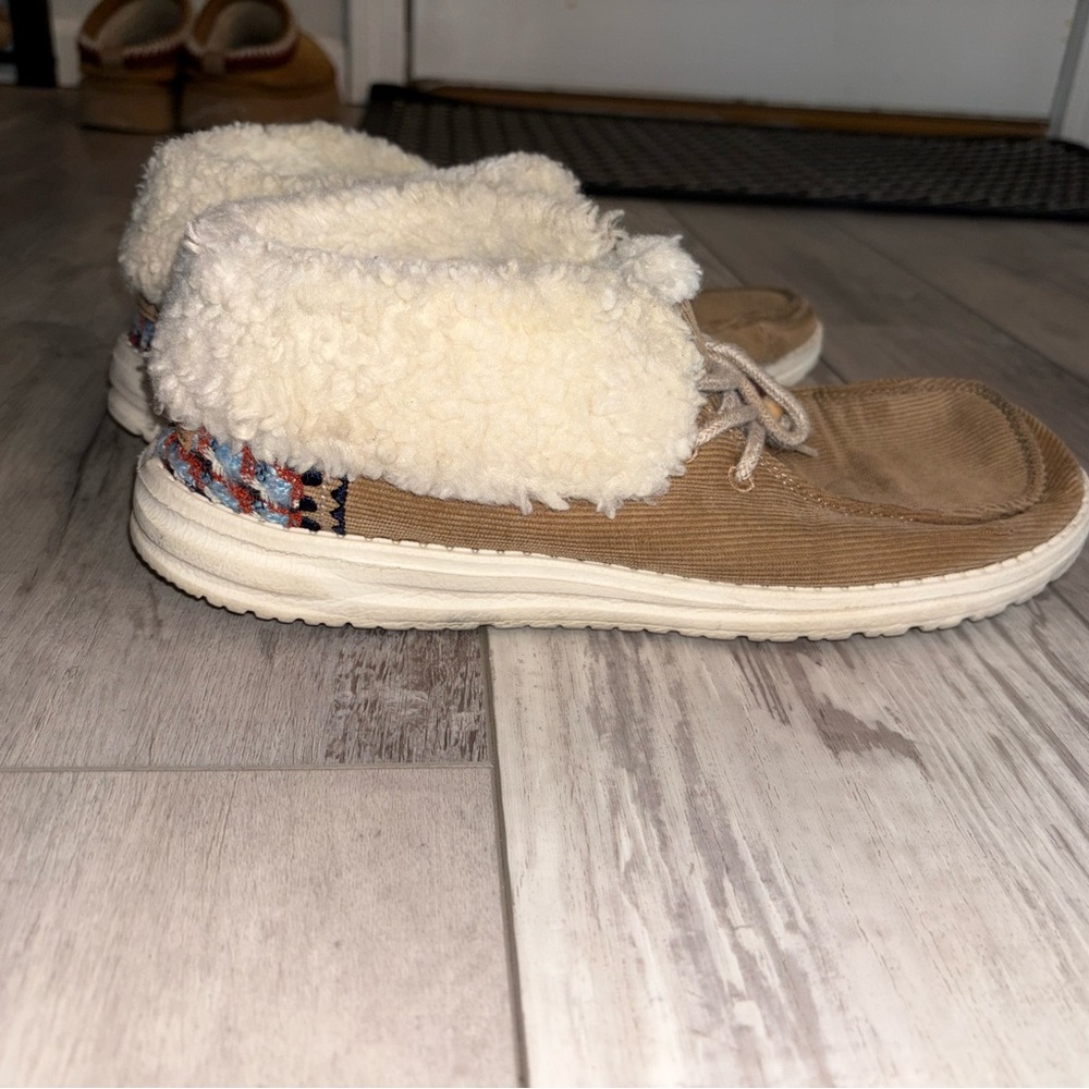 Hey Dude Women's Tan Corduroy Shoes - Picture 2 of 3